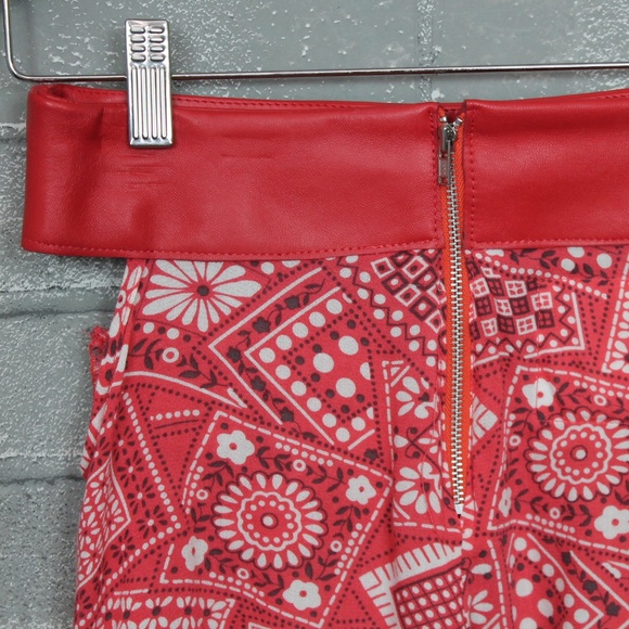 One Teaspoon Leather Cutout Barcelona Kelly Shorts Red XS - Picture 3 of 7
